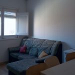 Lloguer al Berguedà, a Gironella- 2 habitacions, cuina-office, bany, balcó, parquet i ascensor-pis de 40m2-menjador-sala-lp131