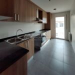 Obra nova pisos en venda amb terrassa i aparcament al Berguedà-cuinaindependent-Gironella-186vp