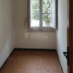 Venda pis per reformar al Berguedà-habitació petita-198vp