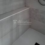 Lloguer pis reformat al centre de Gironella-dutxa-Buscallà Immobiliària al Berguedà-201lp