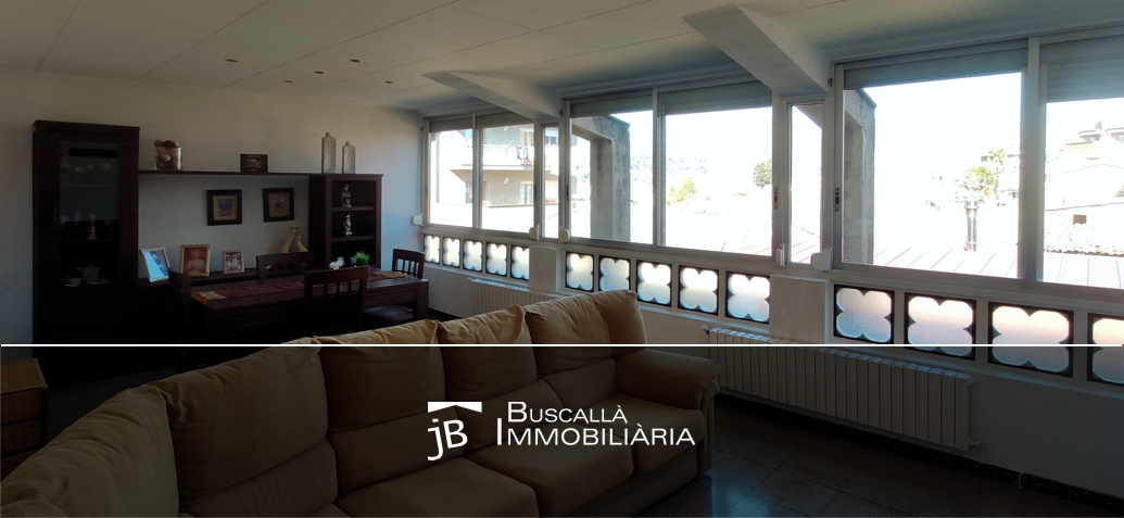 Casa unifamiliar en venda a Gironella-finestral menjador-Immobles al Berguedà-205vc