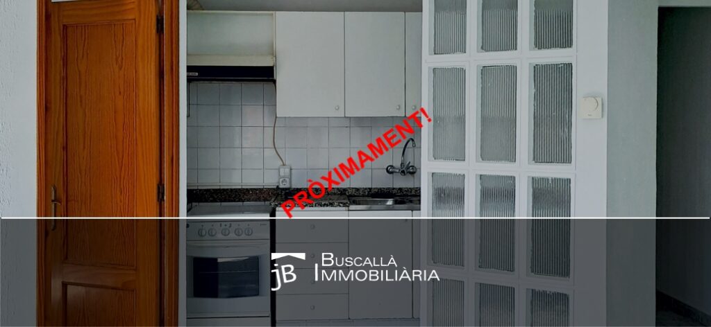 Lloguer al Berguedà pis i pàrquing-cuina office sala reforma-Buscallà Immobiliària-216lp