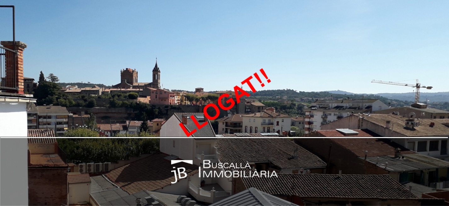 Lloguer Berguedà-Pis reformat amb ascensor-vistes poble vell Gironella, Berguedà-142lp