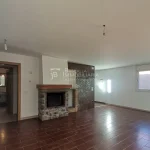 Casa reformada amb terrat al Berguedà-llar de foc- Buscallà Immobiliària-247lc