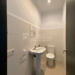 Lloguer de local a Casserres-lavabo-Buscallà Immobiliària al Berguedà