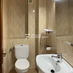 Pis ampli de lloguer a Gironella, lavabo, Buscallà, Berguedà