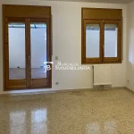 Pis ampli de lloguer a Gironella, sala sortida terrassa, Berguedà, Buscallà