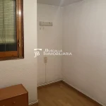 Pis ampli amb terrassa a Gironella, habitació, Berguedà, Buscallà