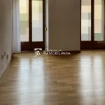 Pis ampli amb terrassa a Gironella, habitació, finestres, Buscallà, Berguedà